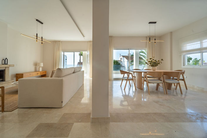 Image No.32-4 Bed Villa for sale