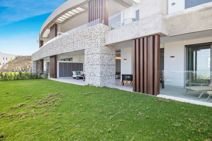 Image No.33-2 Bed Property for sale