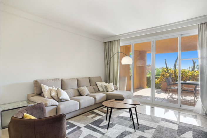 Image No.4-2 Bed Property for sale