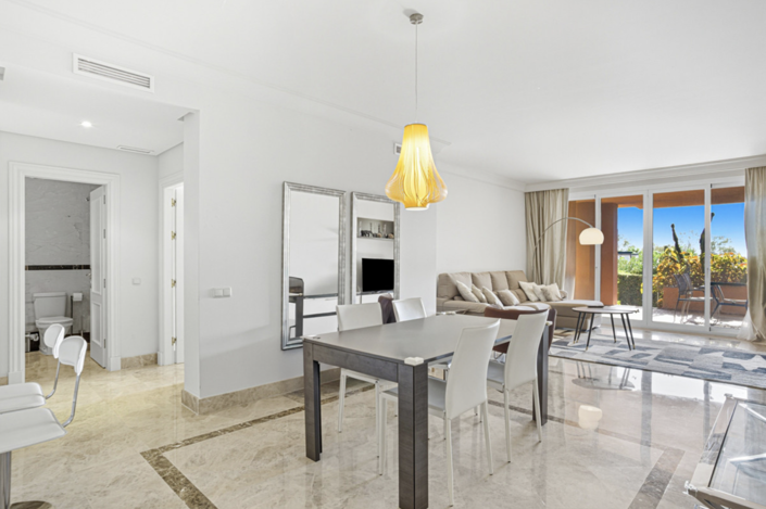 Image No.8-2 Bed Property for sale