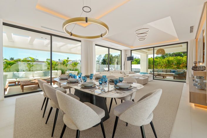 Image No.4-5 Bed Villa for sale