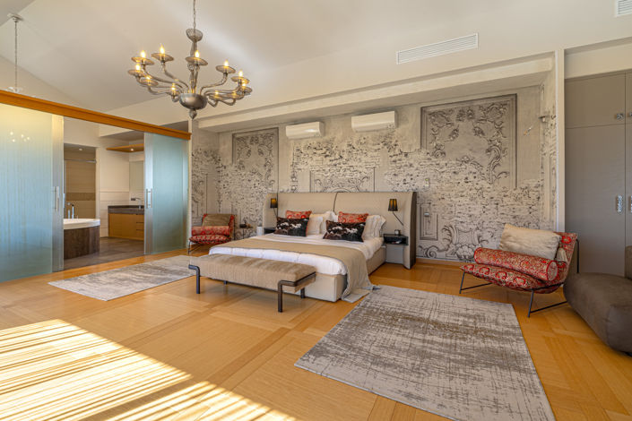 Image No.25-7 Bed Villa for sale