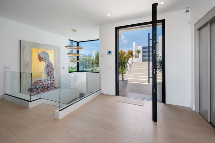 Image No.15-6 Bed Villa for sale