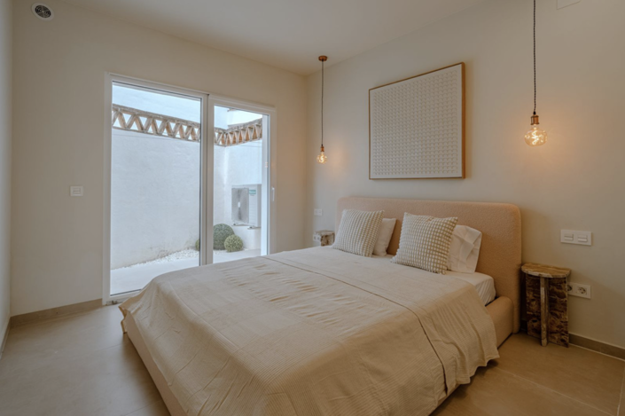 Image No.22-2 Bed Apartment for sale