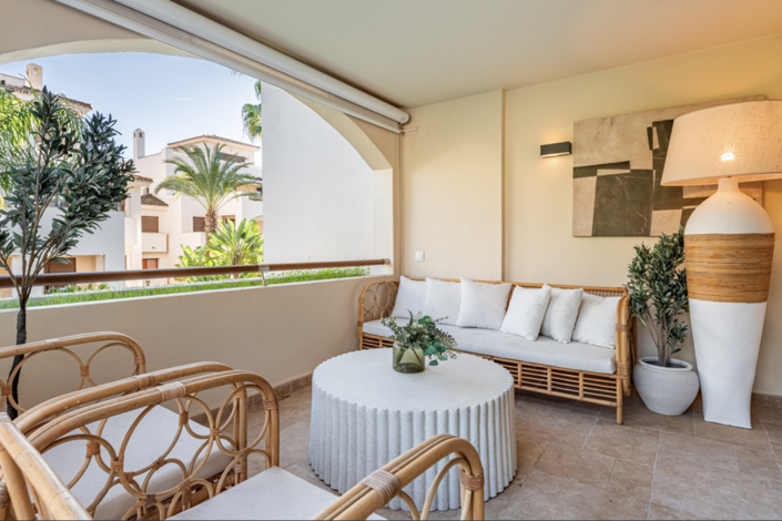 Image No.23-2 Bed Apartment for sale