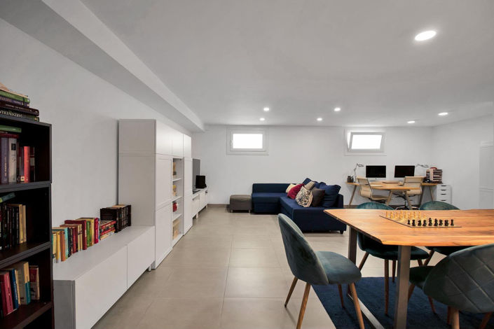 Image No.28-3 Bed Townhouse for sale