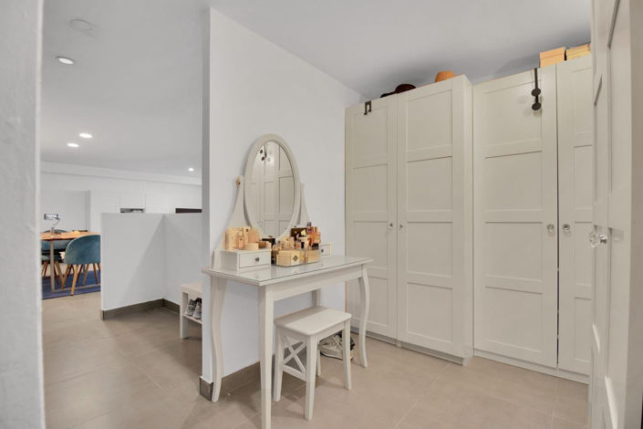 Image No.41-3 Bed Townhouse for sale