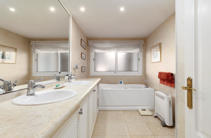 Image No.14-3 Bed Apartment for sale
