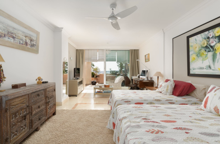 Image No.22-3 Bed Apartment for sale