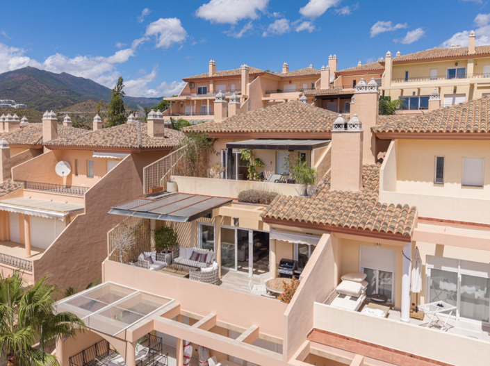 Image No.20-2 Bed Property for sale