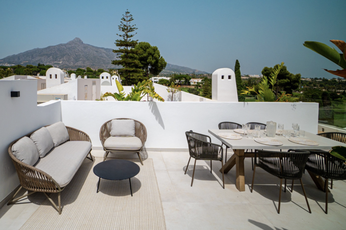 Image No.31-2 Bed Property for sale
