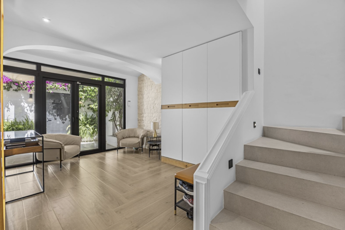 Image No.24-3 Bed Townhouse for sale