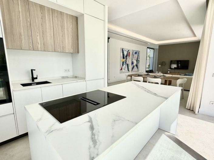Image No.16-6 Bed Villa for sale
