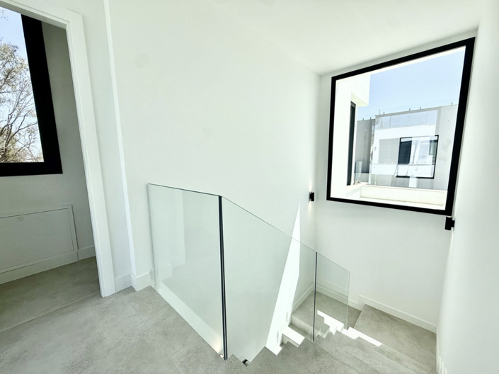 Image No.22-6 Bed Villa for sale