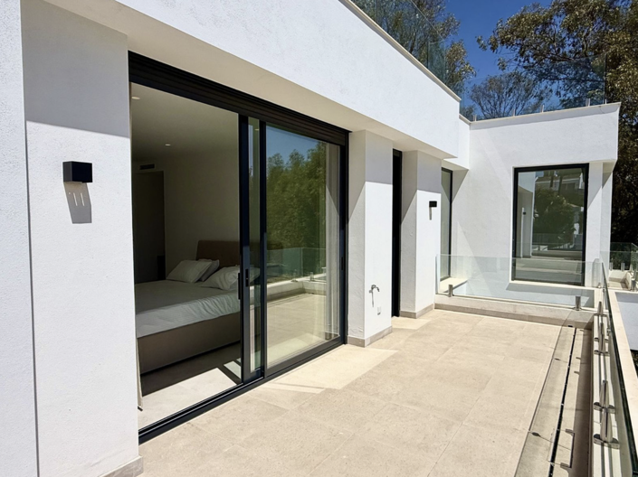Image No.31-6 Bed Villa for sale