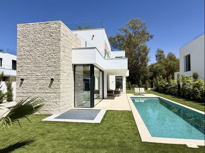 Image No.48-6 Bed Villa for sale