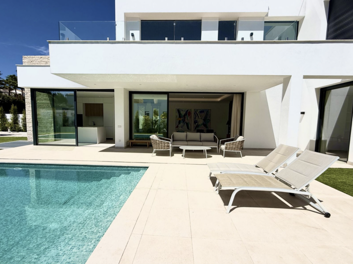 Image No.5-6 Bed Villa for sale