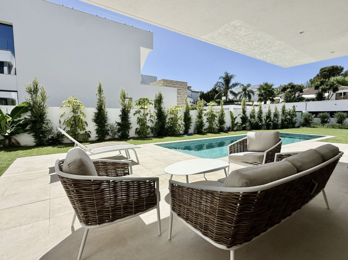 Image No.9-6 Bed Villa for sale