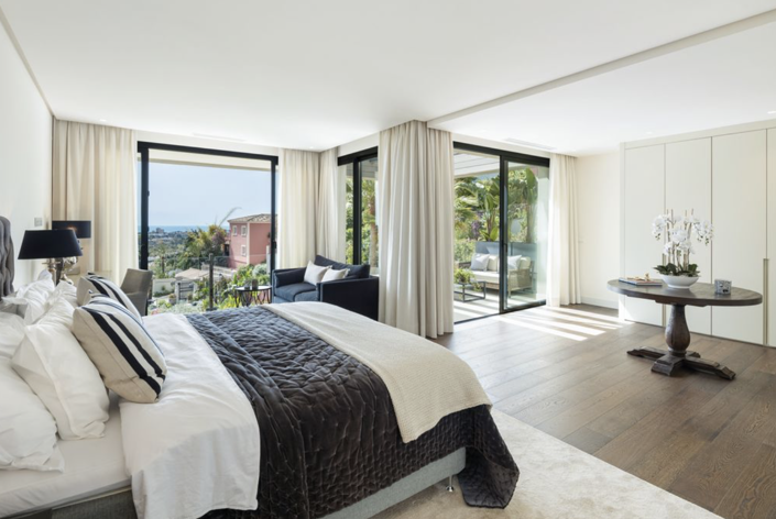 Image No.8-5 Bed Villa for sale