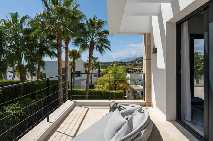 Image No.10-5 Bed Villa for sale