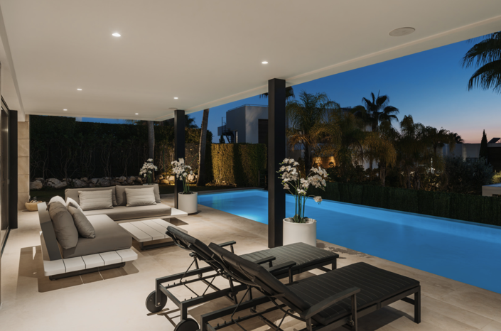 Image No.2-5 Bed Villa for sale