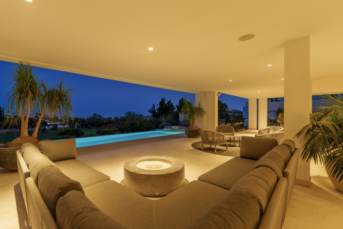 Image No.17-5 Bed Villa for sale