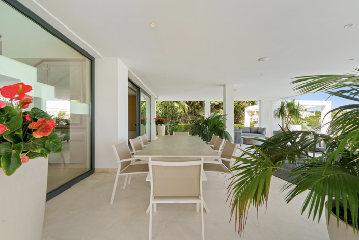 Image No.25-5 Bed Villa for sale