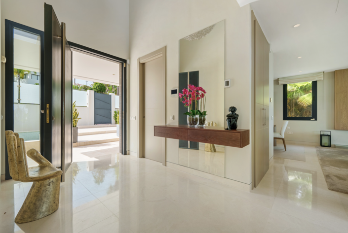 Image No.31-5 Bed Villa for sale