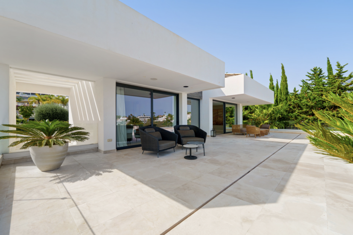 Image No.4-5 Bed Villa for sale