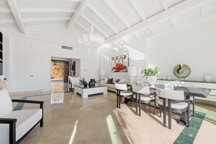 Image No.47-4 Bed Villa for sale
