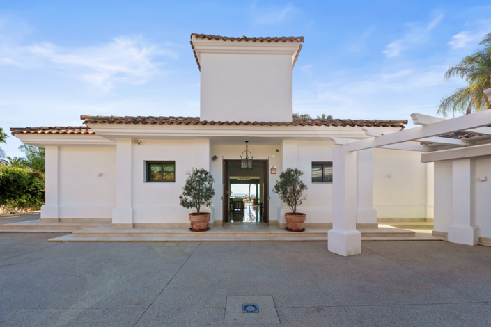 Image No.6-4 Bed Villa for sale