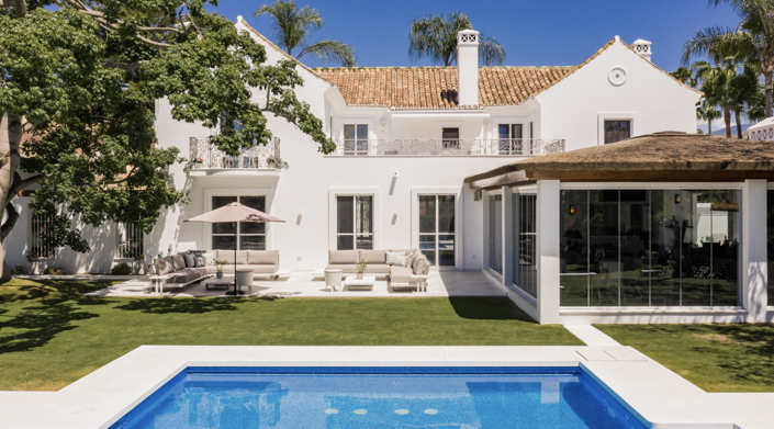 Image No.2-6 Bed Villa for sale