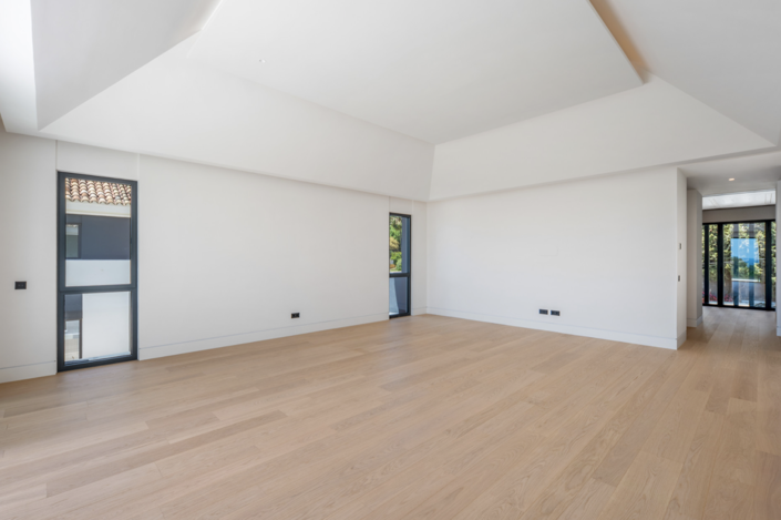 Image No.32-6 Bed Villa for sale