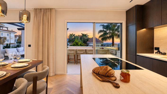 Image No.30-3 Bed Property for sale