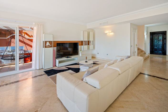Image No.33-5 Bed Townhouse for sale