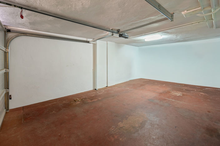 Image No.39-5 Bed Townhouse for sale