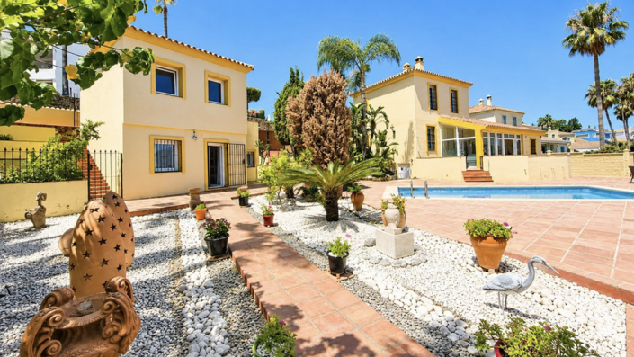 Image No.44-5 Bed Villa for sale