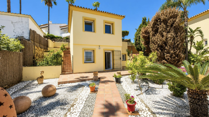 Image No.25-5 Bed Villa for sale