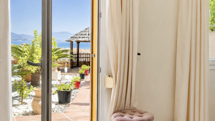 Image No.35-5 Bed Villa for sale