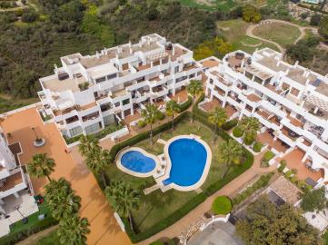 duplex-penthouse-Lunymar-Resina-Golf-New-Golden-Mile-Estepona-Marbella--6-