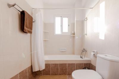 86711-apartment-for-sale-in-kato-paphos-universal_orig