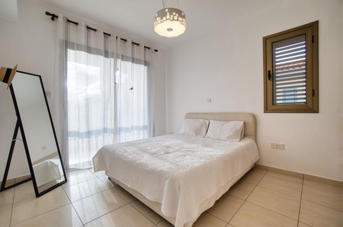 Image No.3-2 Bed Villa / Detached for sale