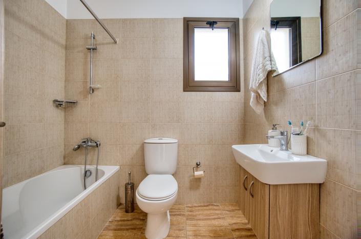 Image No.15-2 Bed Villa / Detached for sale