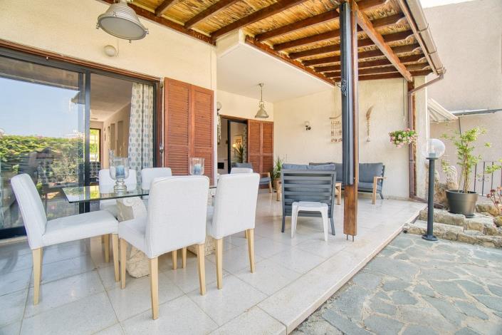 Image No.7-4 Bed Townhouse for sale