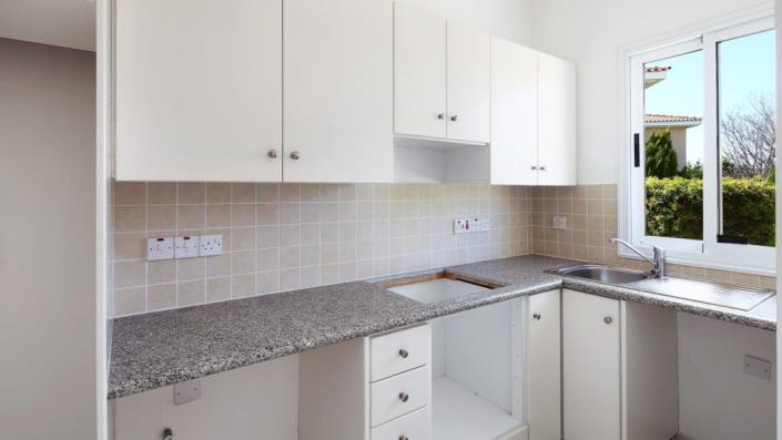 Image No.6-2 Bed Townhouse for sale