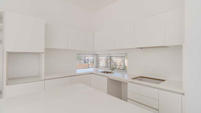 Image No.6-4 Bed Villa / Detached for sale