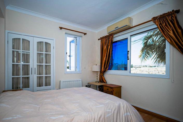 Image No.13-4 Bed Villa / Detached for sale