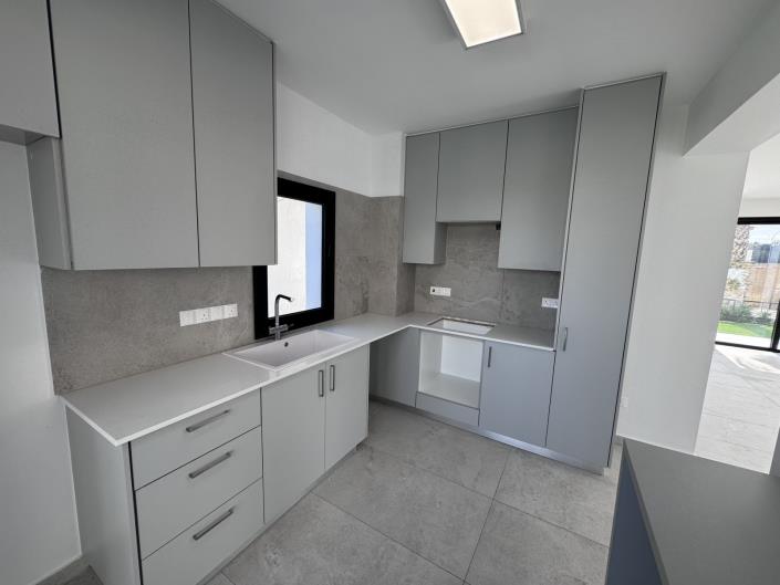 Image No.4-4 Bed Villa for sale