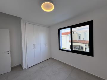 590298-semi-detached-villa-for-sale-in-pyla-tourist-area_orig