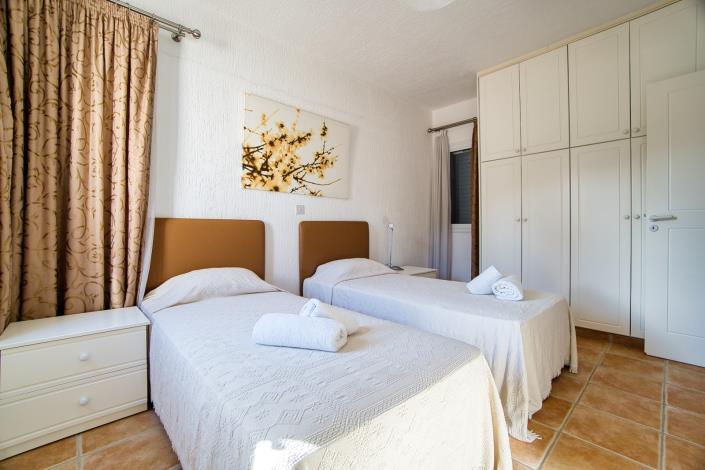 Image No.12-Villa / Détaché de 4 chambres à vendre à Chlorakas